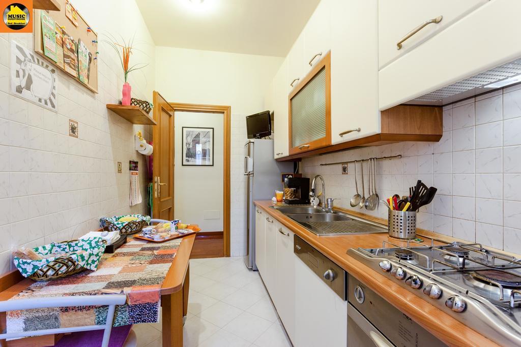 Music Guesthouse Rome Bagian luar foto