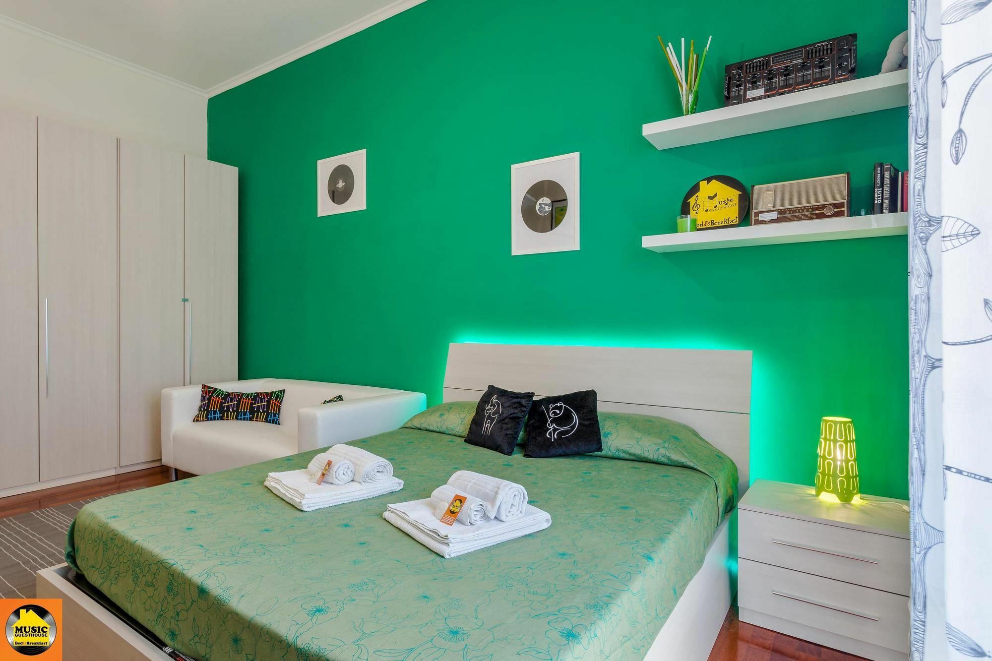 Music Guesthouse Rome Bagian luar foto