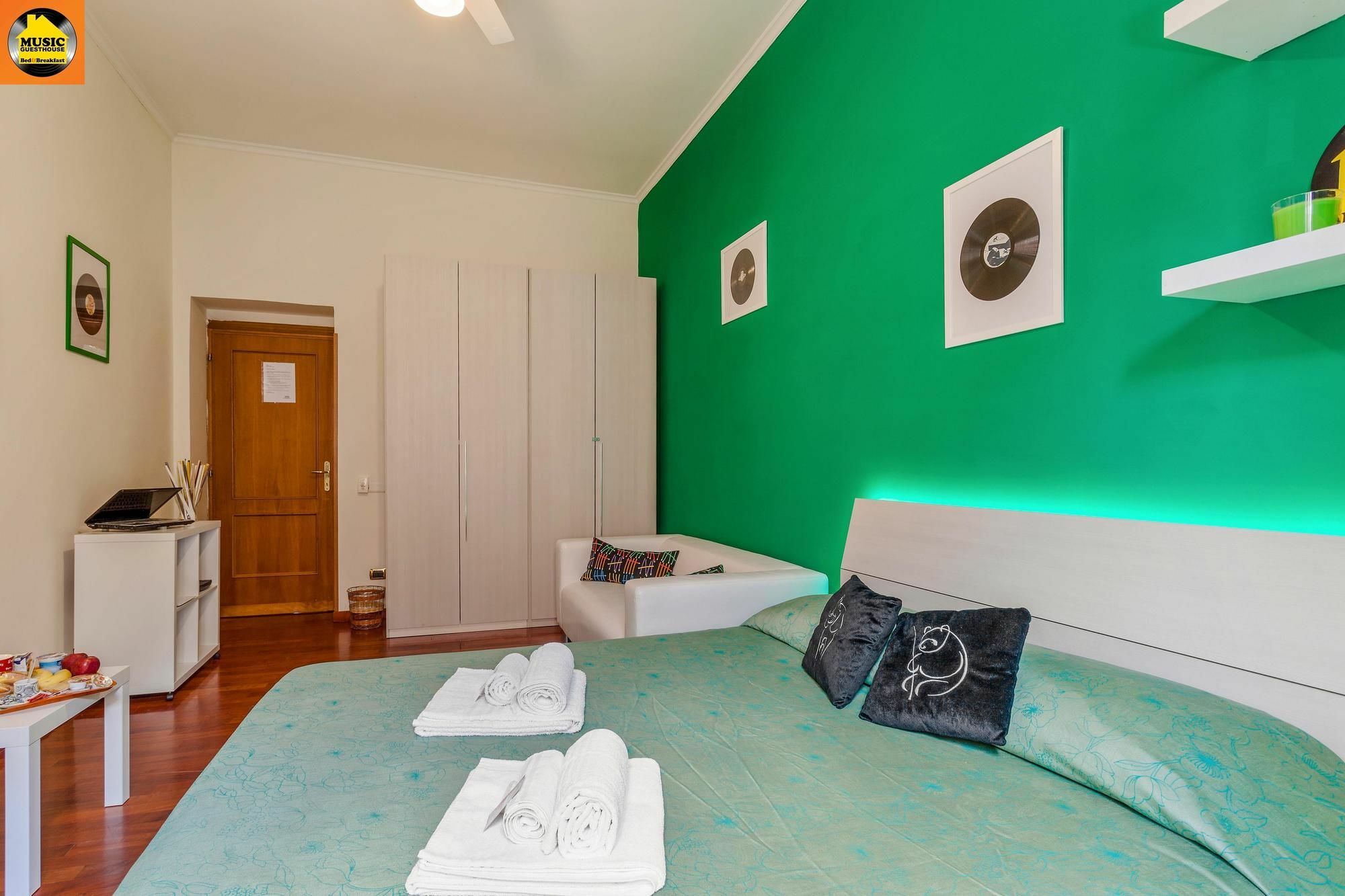 Music Guesthouse Rome Bagian luar foto