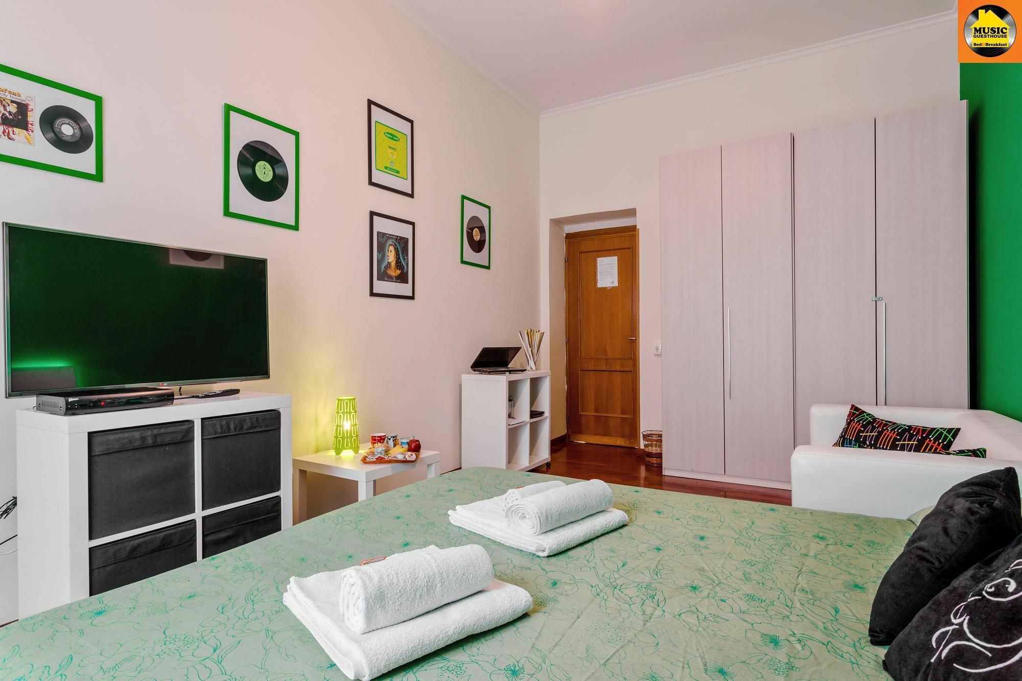 Music Guesthouse Rome Bagian luar foto