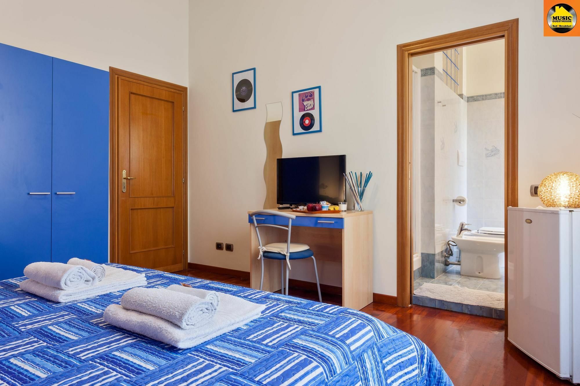 Music Guesthouse Rome Bagian luar foto