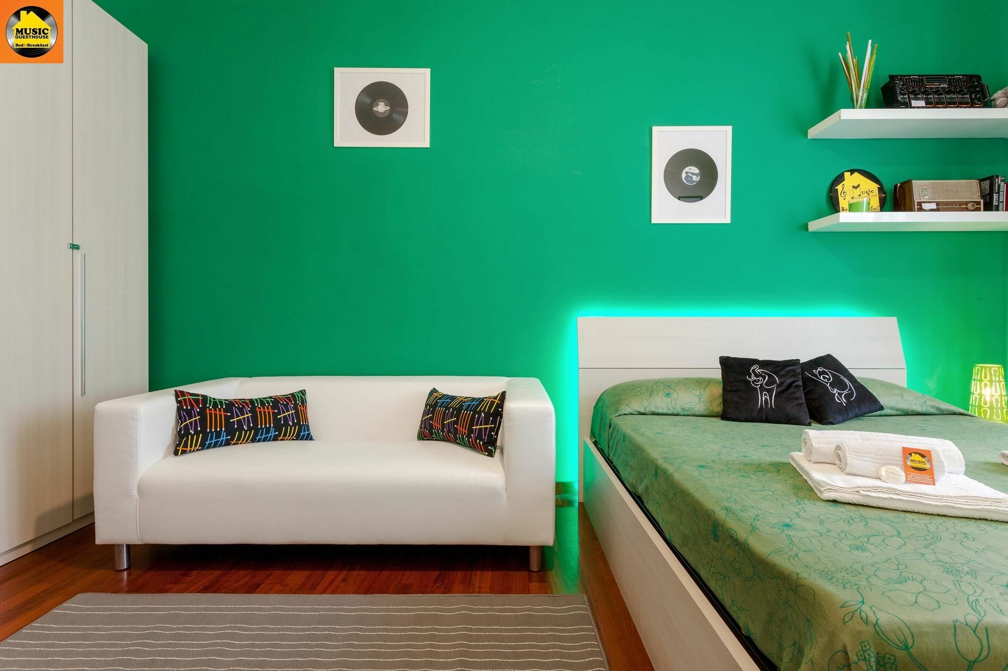 Music Guesthouse Rome Bagian luar foto