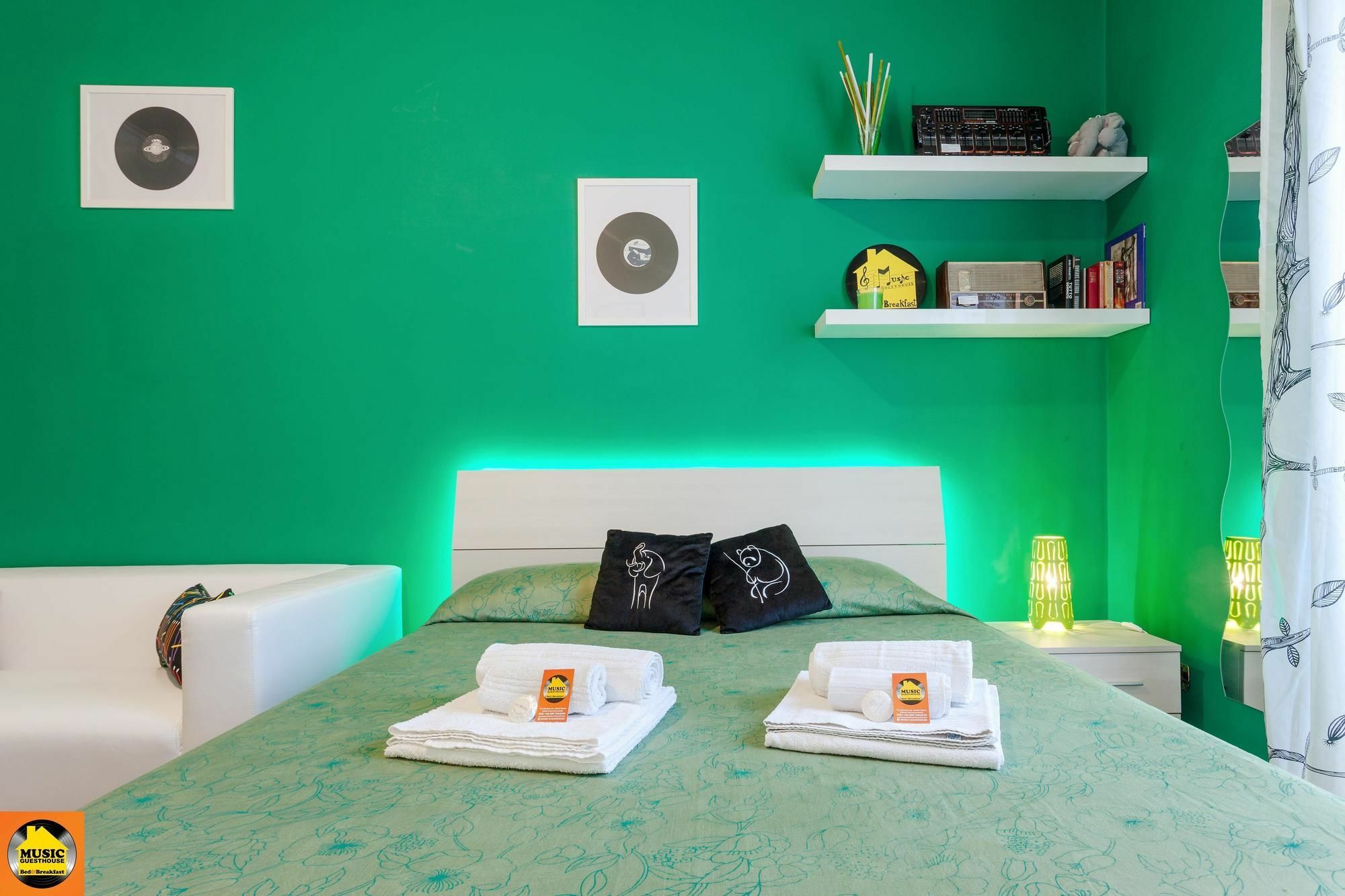 Music Guesthouse Rome Bagian luar foto