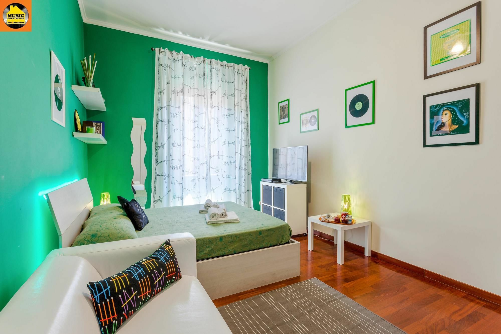Music Guesthouse Rome Bagian luar foto