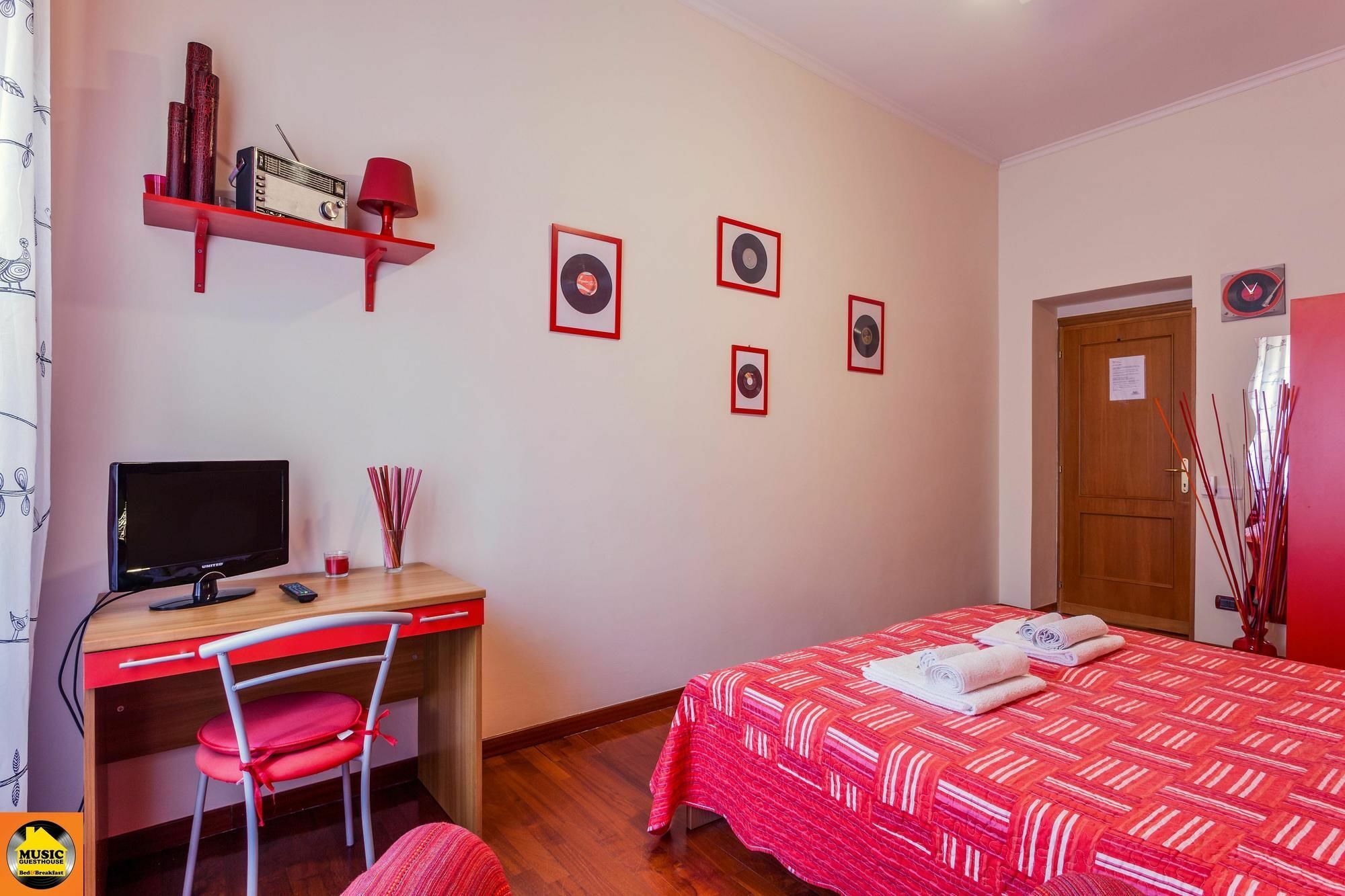 Music Guesthouse Rome Bagian luar foto