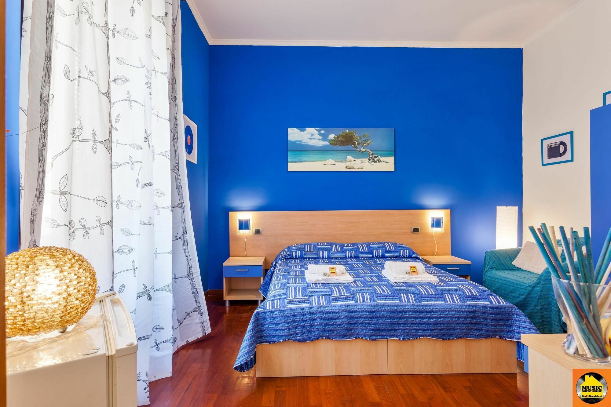 Music Guesthouse Rome Bagian luar foto
