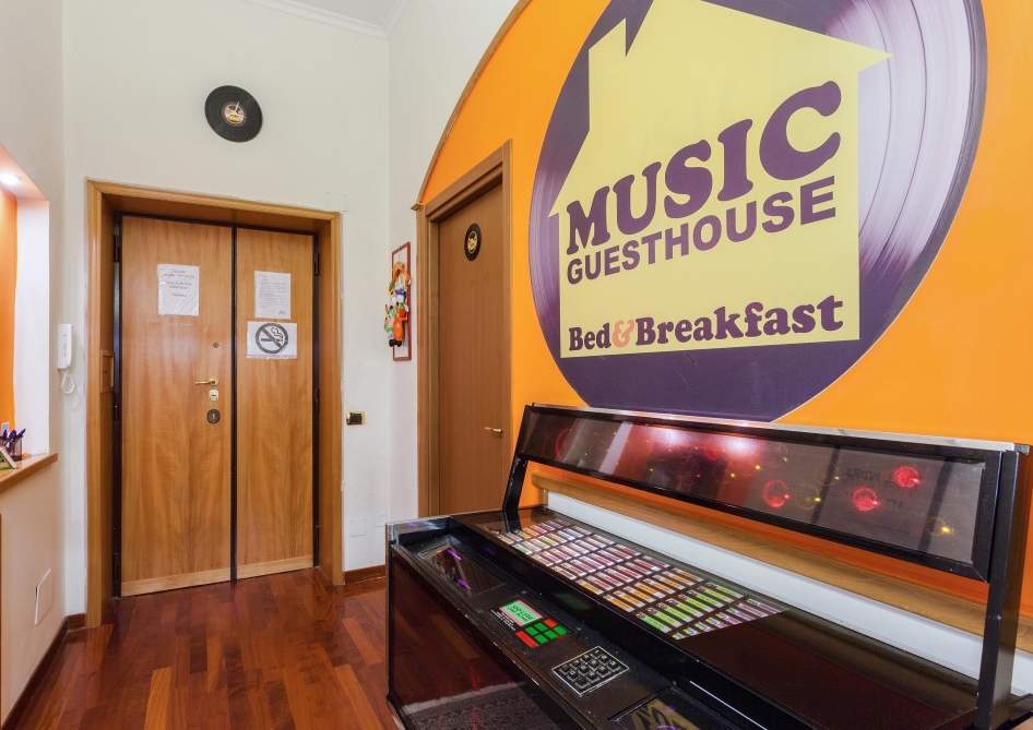 Music Guesthouse Rome Bagian luar foto